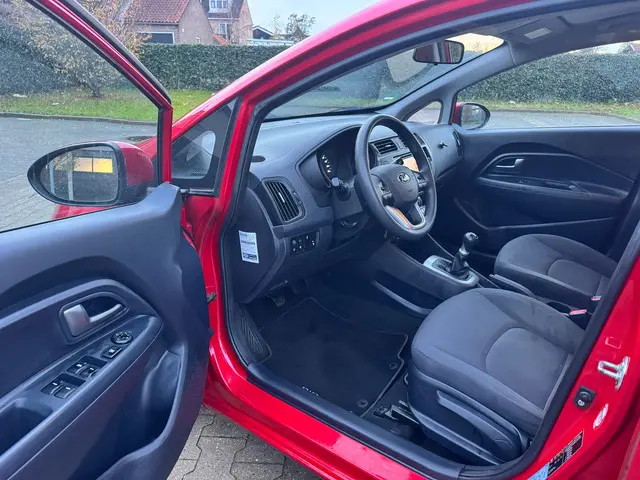 Kia Rio 1.2 CVVT Comfort Pack 2013 Benzine 3