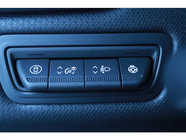 Mitsubishi Colt 1.6 HEV Intense+ 2025 Hybride Benzine 20