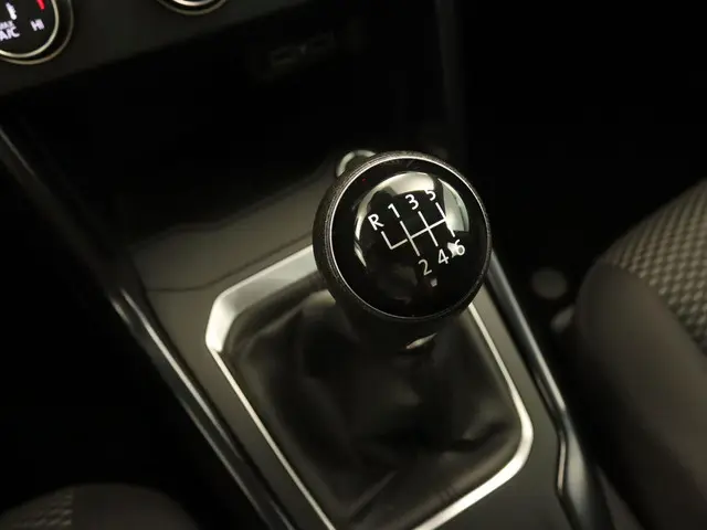 Volkswagen T-Roc 1.0 TSI 2018 Benzine 33