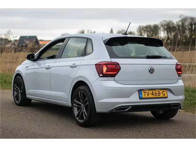 Volkswagen Polo TSI 95PK DSG R-LINE BUSINESS 2018 Benzine 9