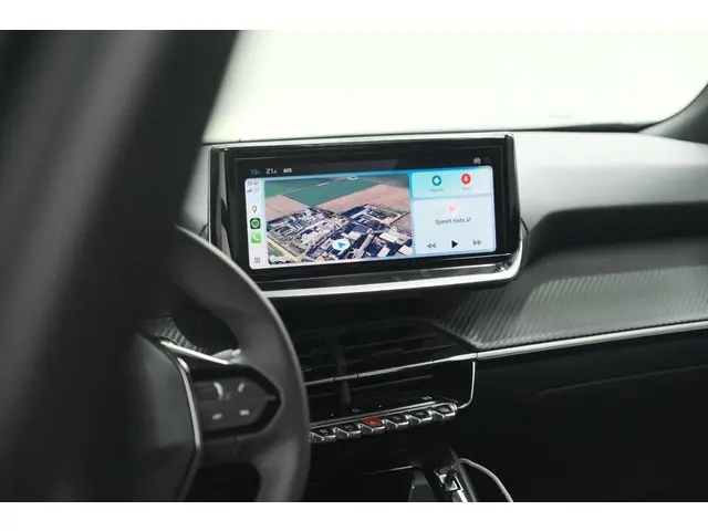 Peugeot 2008 PureTech 130 EAT8 Allure 2024 Benzine 49