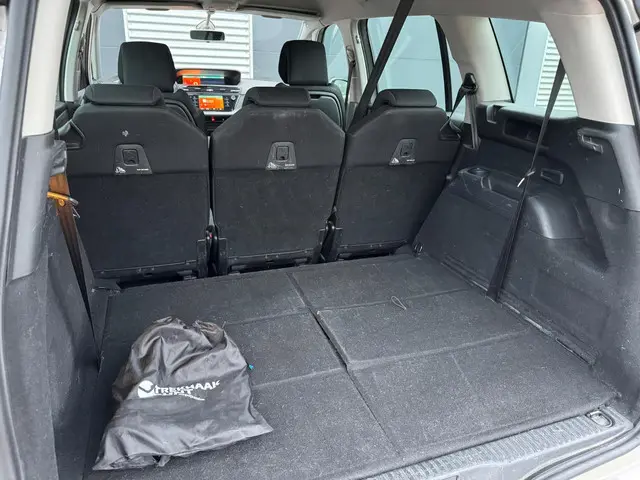 Citroën Grand C4 Picasso 1.2 Business 2018 Benzine 24