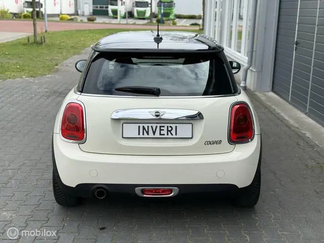 MINI Cooper Mini 1.5 Chili 2014 Benzine 12