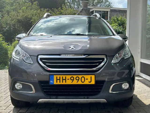 Peugeot 2008 1.2 PureTech Allure 2015 Benzine 17
