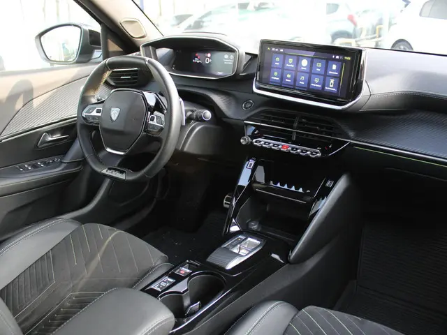 Peugeot 2008 1.2 PT 130 GT 2024 Benzine 3