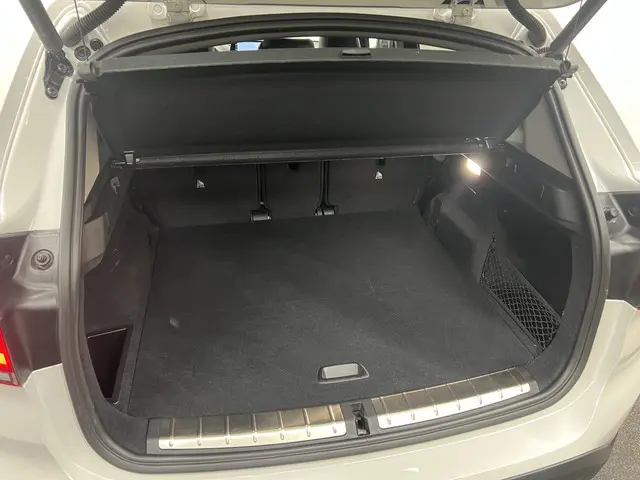 BMW X1 xDrive25e 2022 Hybride Benzine 13
