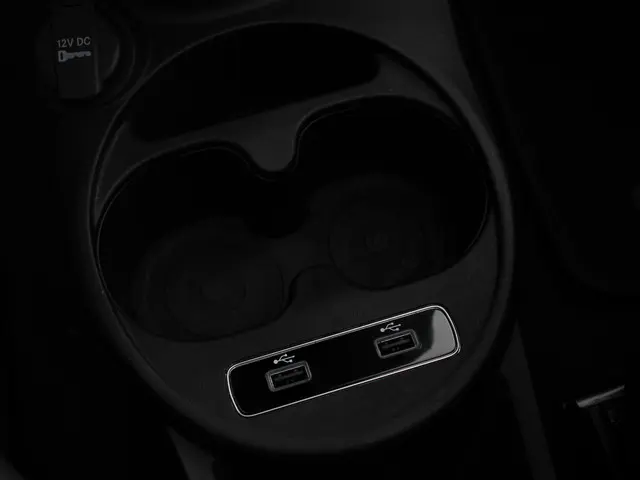 Fiat 500C 1.0 Cabrio Bella Vita 2023 Benzine 24