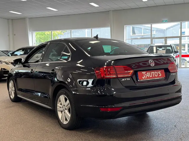 Volkswagen Jetta 1.4 TSI Hybrid 2013 Hybride Benzine 3