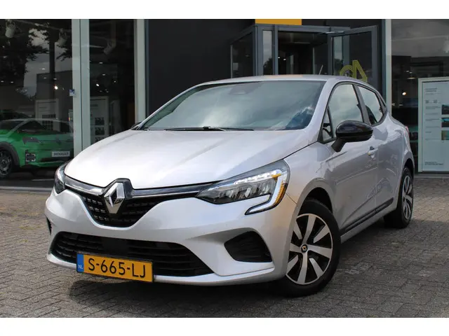 Renault Clio TCe 90 Equilibre 2023 Benzine 2