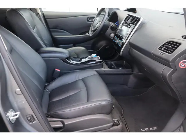 Nissan Leaf Tekna 30 kWh 2016 Elektrisch 11