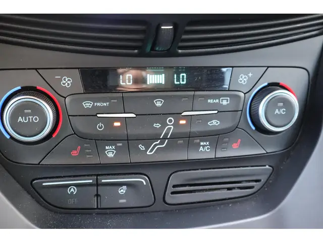 Ford C-MAX 1.5 TDCi Titanium Lease Edition 2016 Diesel 4