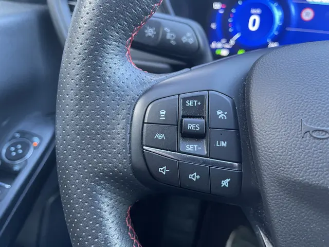 Ford Kuga 2.5 PHEV ST-Line X 2020 Hybride Benzine 19