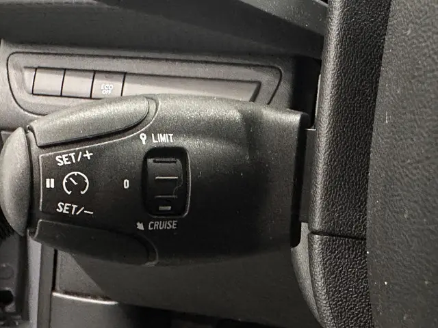 Peugeot 2008 1.2 PureTech Active 82pk 2019 Benzine 12