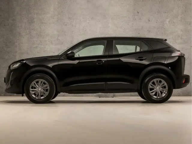 Peugeot 2008 1.2 PureTech Sport 2022 Benzine 2