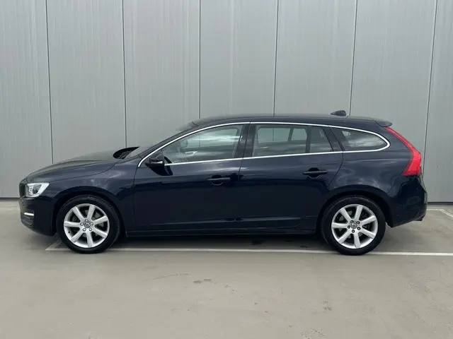 Volvo V60 1.5 T3 Nordic+|Navi|NL-Auto|Geartronic 2016 Benzine 5