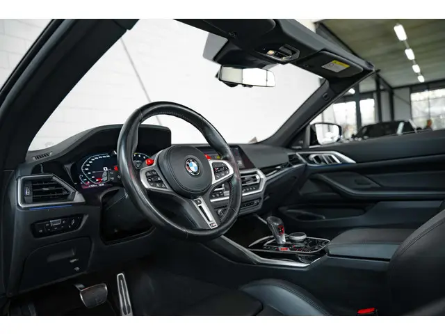 BMW M4 Cabrio xDrive Competition 2022 Benzine 24