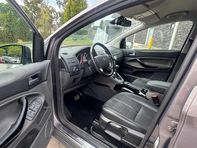 Ford Kuga 2.0 TDCi Titanium S AUTOMAAT 2012 Diesel 2