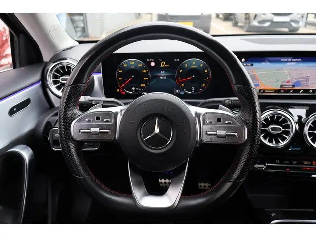 Mercedes-Benz A-Klasse 250 Premium Plus 2018 Benzine 26