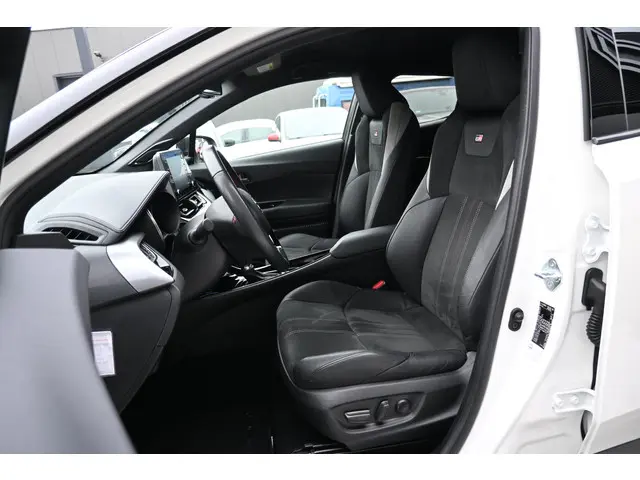 Toyota C-HR 1.8 Hybrid GR-Sport 2021 Hybride Benzine 14