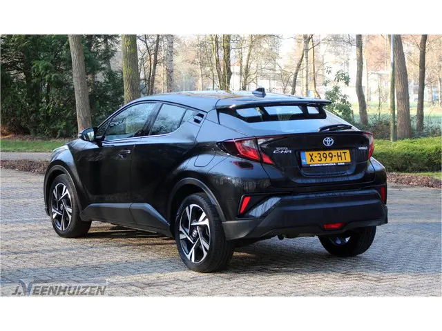 Toyota C-HR 1.8 Hybrid Dynamic 2023 Hybride Benzine 2