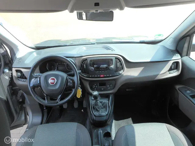 Fiat Doblò 1.6 MultiJet 16V 120 Trekking 2016 Diesel 8