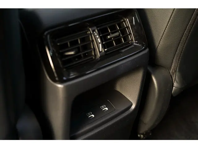 Honda CR-V 2.0i e:HEV ELEGANCE 2024 Hybride Benzine 51