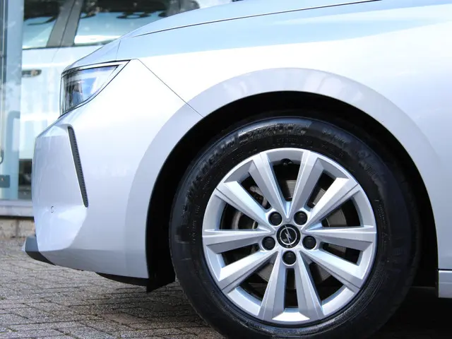 Opel Astra 1.2T 110 EDITION 2023 Benzine 8