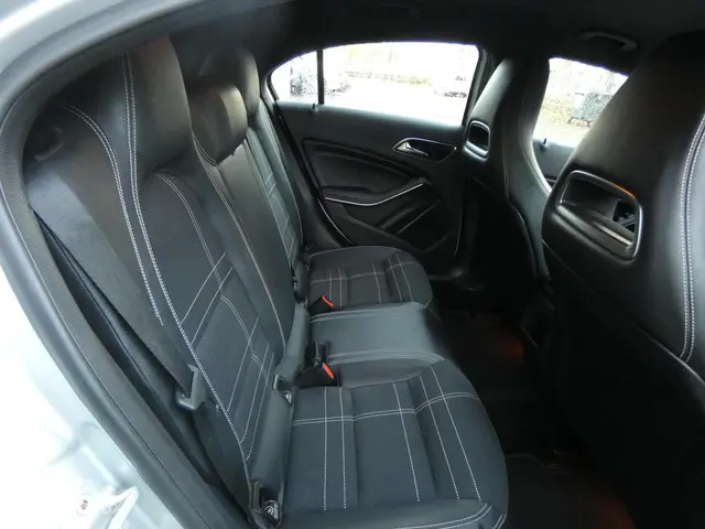 Mercedes-Benz A-Klasse 180 Ambition 2013 Benzine 13