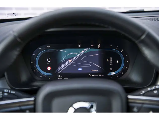 Volvo XC40 2.0 B3 Plus Black Edition 2025 Benzine 15