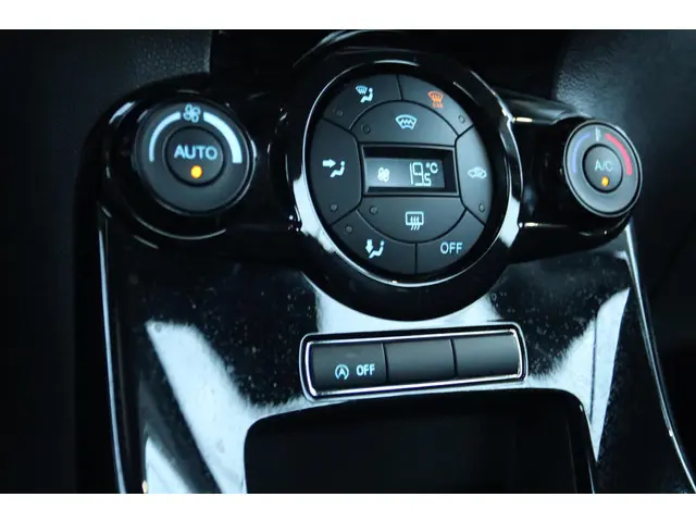 Ford Fiesta 1.0 TITANIUM 2014 Benzine 22