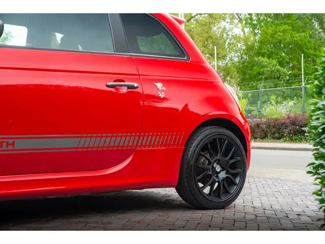 Fiat 500 1.4 T-Jet Abarth Competizione 2015 Benzine 25