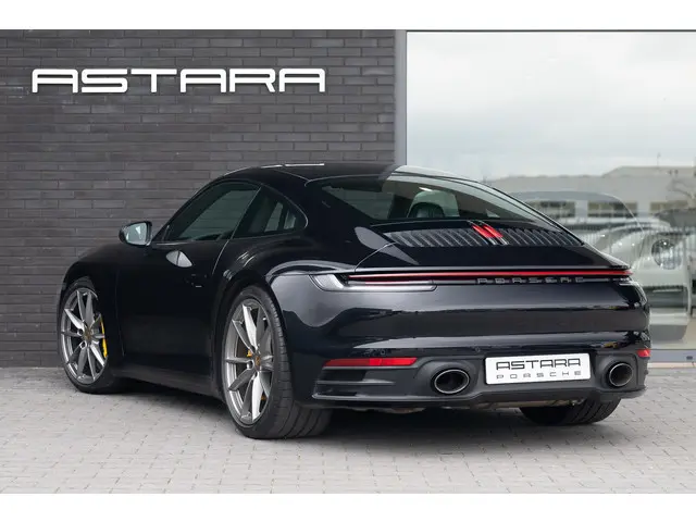 Porsche 911 2