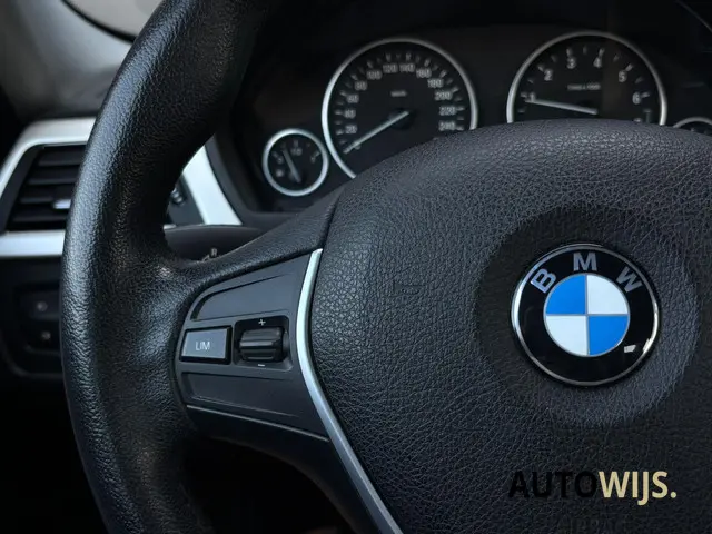 BMW 3 Serie 316i|Trekhaak|LM-VELG|AUT|NAVI|PDC 2014 Benzine 26