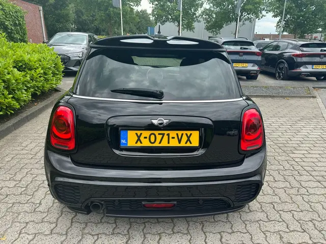 MINI Cooper Mini 1.2 One john works 2015 Benzine 13