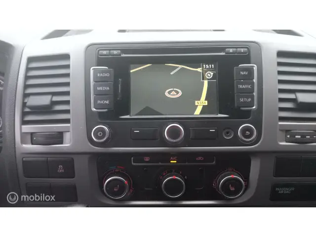 Volkswagen Transporter 2.0 TDI L2H1 2013 Diesel 15