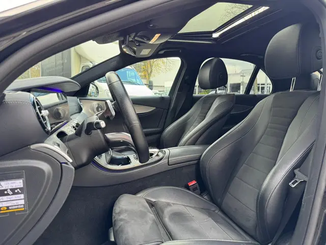Mercedes-Benz E-Klasse 200 Premium Plus 2019 Benzine 6
