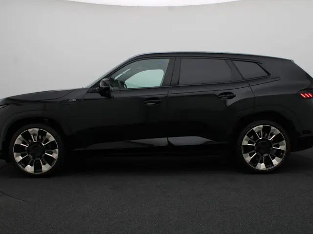 BMW XM PHEV 50e 2025 Hybride Benzine 4