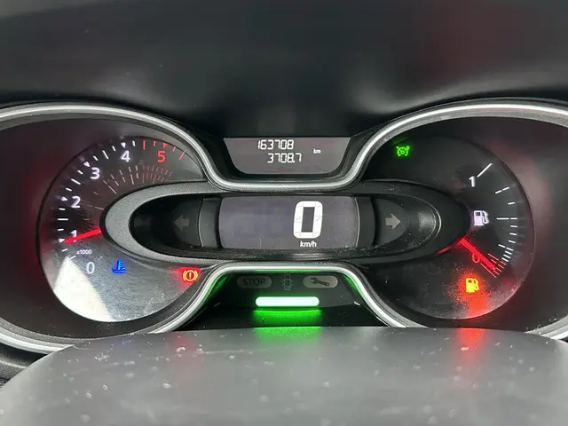 Renault Trafic 2.0 dCi 145 T29 L2H1 Comfort 2021 Diesel 16