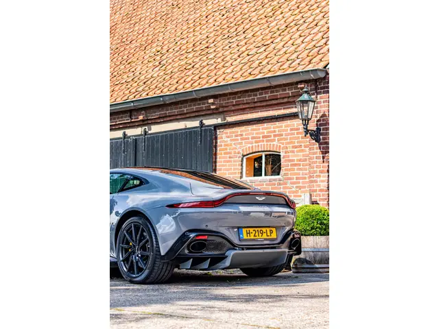 Aston Martin V8 Vantage 4.0 2018 Benzine 91
