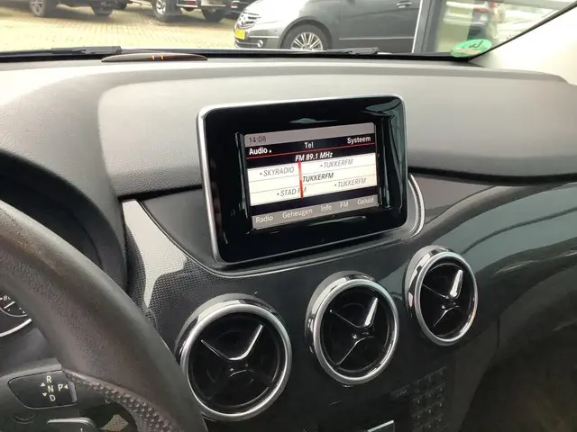 Mercedes-Benz B-Klasse 180 Ambition 2012 Benzine 26