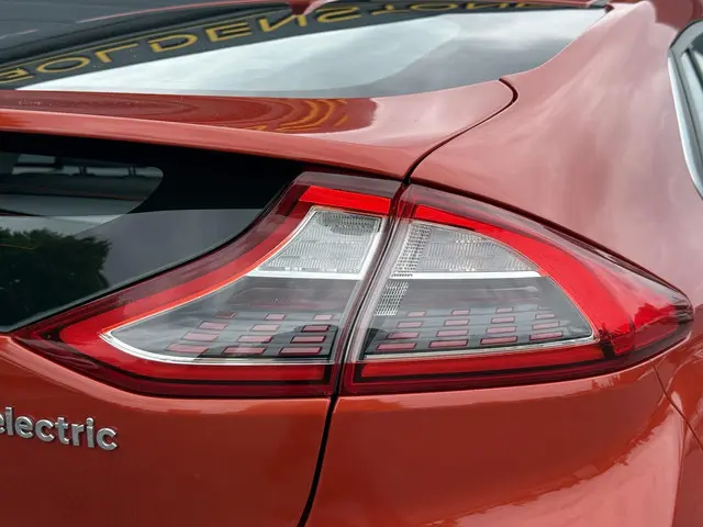 Hyundai IONIQ Premium EV 2017 Elektrisch 41
