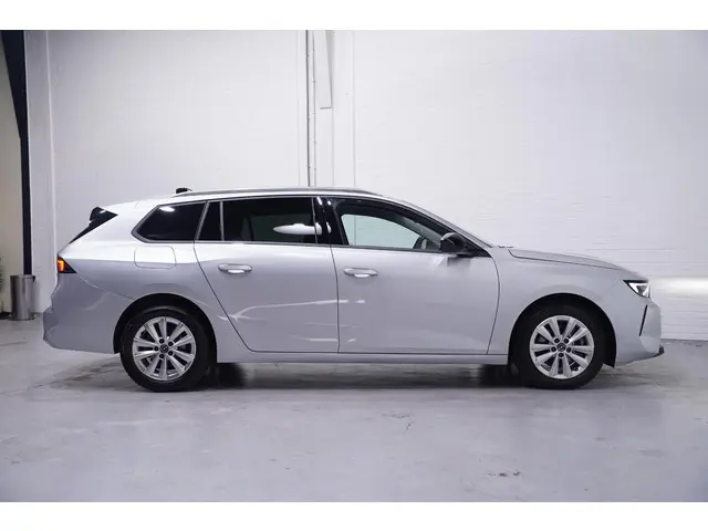 Opel Astra Sports Tourer 1.5 CDTI Elegance 2024 Diesel 6