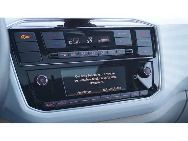 Volkswagen up! 1.0 TSI 90PK BMT up! Beats 2017 Benzine 17