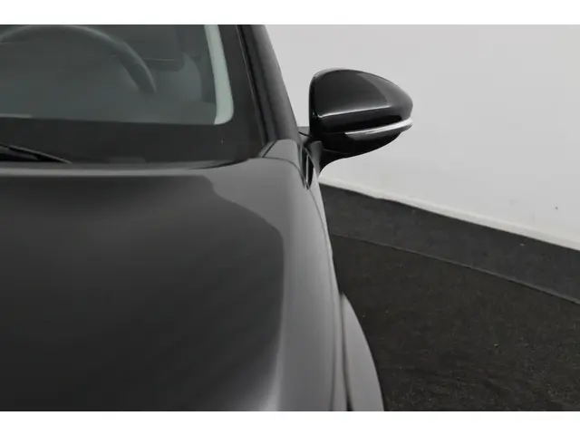 Citroën C3 1.2 C-Series | Navi | Airco | 2023 Benzine 36