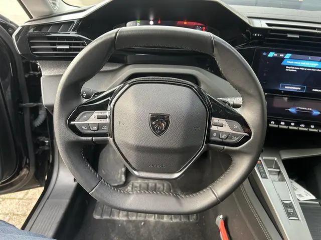 Peugeot 308 SW 1.2 Turbo 130 PK Allure 2024 Benzine 7