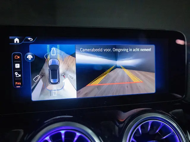 Mercedes-Benz EQA 250+ AMG Line 2024 Elektrisch 28
