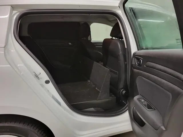 Renault Mégane 1.5dCi Grijs Kenteken Euro 6! 2019 Diesel 8