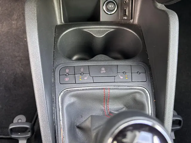 SEAT Ibiza 1.0 EcoTSI FR Connect 2015 Benzine 21