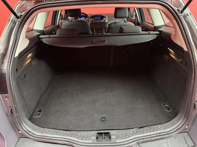 Ford Focus Wagon 1.6 TDCI Titanium 2015 Diesel 14