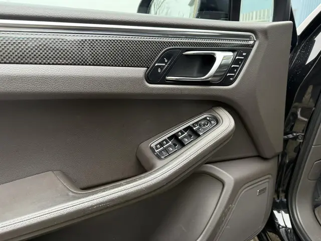 Porsche Macan 3.6 Turbo 2015 Benzine 15